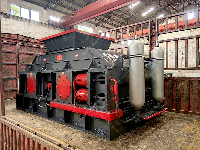 如何操作液壓對輥制砂機(jī)以達(dá)到較佳破碎效果？